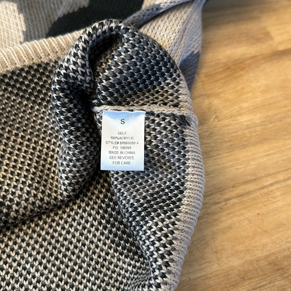 BAILEY ROSE sweater - Picture 6 of 6